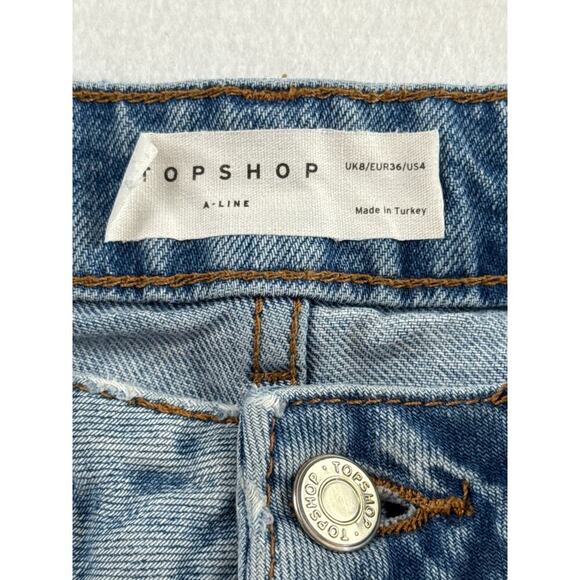 Women’s TopShop Light Wash Denim Distressed A-Line Jean Shorts Sz 4 - Picture 2 of 4
